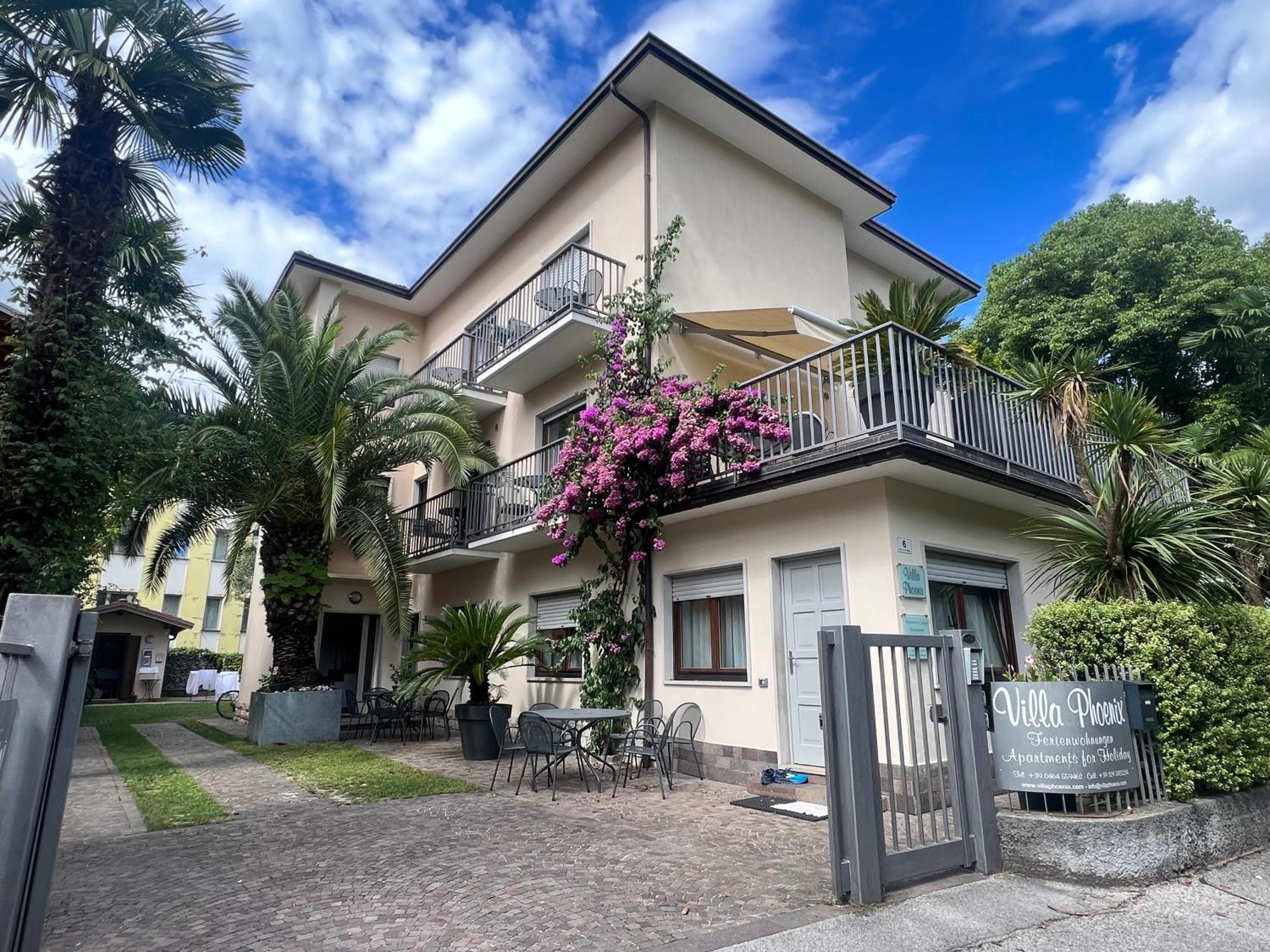 Villa Phoenix Riva del Garda Esterno foto