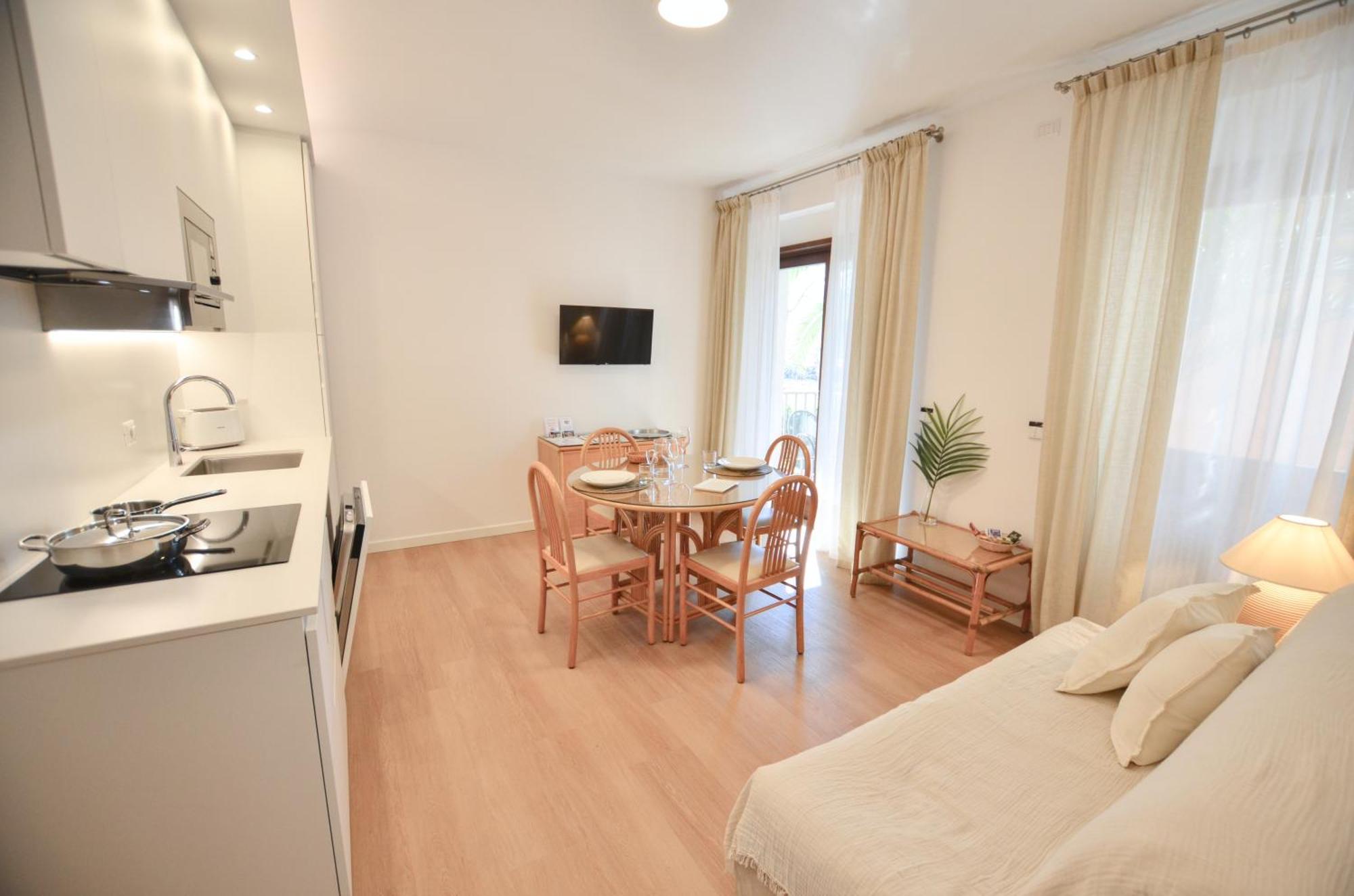 Villa Phoenix Riva del Garda Esterno foto